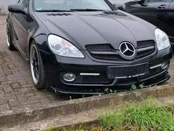 Schwarz Gebraucht 2007 Mercedes SLK200 AMG Cabrio | 12.000 € (Fairer Preis)