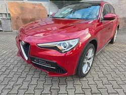 Azzurro polizia Gebraucht 2017 Alfa Romeo Stelvio SUV | 19.990 € (Fairer Preis)