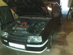 Schwarz Gebraucht 1989 Opel Kadett Limousine | 2.800 €