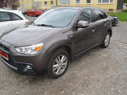 Braun Gebraucht 2011 Mitsubishi ASX Edition SUV | 7.256 € (Fairer Preis)