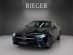 Unilack nachtschwarz Gebraucht 2024 Mercedes A180 Limousine | 27.399 € (Guter Preis)