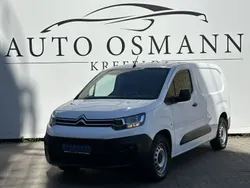 Weiß Gebraucht 2021 Citroën Berlingo Van / Kleinbus | 16.950 € (Guter Preis)