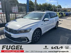 Pure white Gebraucht 2021 VW Passat GTE Kombi | 22.999 € (Guter Preis)