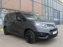 Grau Gebraucht 2020 Toyota Proace City Van | 10.990 € (Guter Preis)