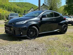 Precious schwarz Gebraucht 2023 Toyota Yaris Basis Kleinwagen | 34.490 € (Guter Preis)