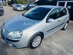 Silber Gebraucht 2006 VW Golf V Trendline Limousine | 2.999 € (Fairer Preis)