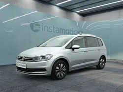 Silber Gebraucht 2024 VW Touran Move Van / Kleinbus | 34.250 € (Guter Preis)