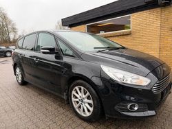 Schwarz Gebraucht 2017 Ford S-MAX S Van / Kleinbus | 8.800 € (Superpreis)