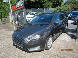 Grau Gebraucht 2015 Ford Focus Titanium Kombi | 6.500 € (Guter Preis)