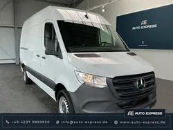Weiss Gebraucht 2023 Mercedes Sprinter Van | 34.153 € (Superpreis)