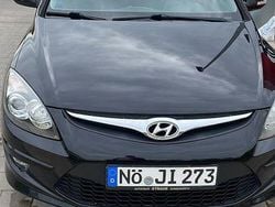 Schwarz Gebraucht 2014 Hyundai i30 Limousine | 3.500 € (Superpreis)