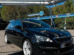 Schwarz Gebraucht 2016 Peugeot 308 Kombi | 6.700 € (Superpreis)