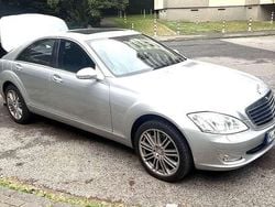 Grau Gebraucht 2006 Mercedes S320 Limousine | 10.500 € (Fairer Preis)