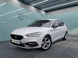 Weiß Gebraucht 2024 Seat Leon Limousine | 26.377 € (Guter Preis)