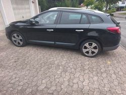 Schwarz Gebraucht 2011 Renault Mégane GrandTour Dynamique Kombi | 4.099 € (Fairer Preis)
