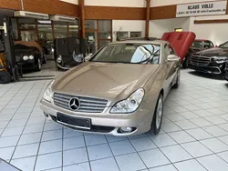 Beige Gebraucht 2006 Mercedes CLS320 Limousine | 6.945 € (Guter Preis)