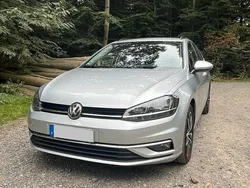 Silber Gebraucht 2019 VW Golf VII Comfortline Kombi | 8.500 € (Superpreis)