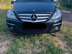 Schwarz Gebraucht 2008 Mercedes B200 Van / Kleinbus | 6.800 € (Fairer Preis)