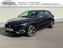 Midnight schwarz Gebraucht 2025 Seat Leon ST FR Kombi | 37.490 €
