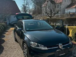 Schwarz Gebraucht 2017 VW Golf VII Trendline Limousine | 10.700 € (Fairer Preis)