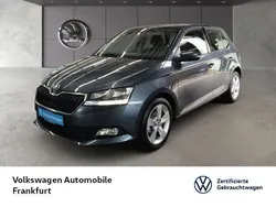 Quarzgrau metallic Gebraucht 2020 Skoda Fabia Cool Plus Limousine | 13.850 € (Fairer Preis)