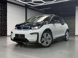 Weiß Gebraucht 2022 BMW i3 Basis Kleinwagen | 22.590 € (Fairer Preis)