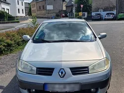 Grau Gebraucht 2006 Renault Mégane Cabriolet Cabrio | 1.000 € (Superpreis)