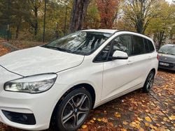 Weiß Gebraucht 2017 BMW 220 Gran Tourer Advantage Van / Kleinbus | 9.999 € (Fairer Preis)