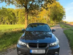 Grau Gebraucht 2007 BMW 320 Limousine | 6.000 € (Teuer)