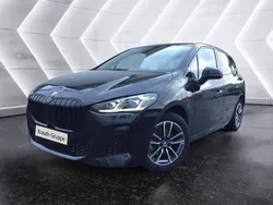 Schwarz Gebraucht 2022 BMW 225 Active Tourer Performance Van / Kleinbus | 34.490 € (Teuer)