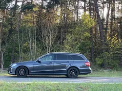 Grau Gebraucht 2011 Mercedes E350 AMG Kombi | 11.399 € (Fairer Preis)