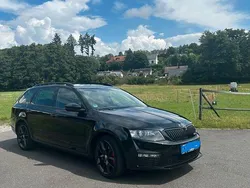 Schwarz Gebraucht 2015 Skoda Octavia RS Kombi | 12.700 € (Fairer Preis)