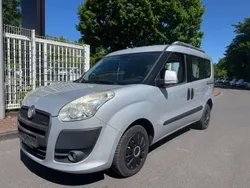 Silber Gebraucht 2012 Fiat Doblò Van / Kleinbus | 4.490 € (Fairer Preis)