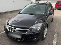 Schwarz Gebraucht 2008 Opel Astra Kombi | 2.500 € (Guter Preis)