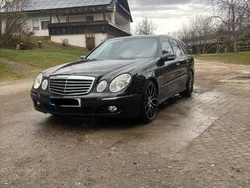 Schwarz Gebraucht 2004 Mercedes E55 AMG AMG Kombi | 13.000 € (Fairer Preis)