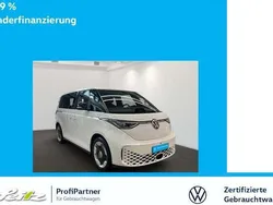 Weiß Gebraucht 2023 VW ID. Buzz Pro Van | 46.049 € (Guter Preis)