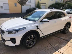 Weiß Gebraucht 2021 Kia XCeed Spirit SUV | 18.700 € (Fairer Preis)