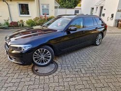 Schwarz Gebraucht 2018 BMW 520 Sport Line Kombi | 25.900 € (Fairer Preis)