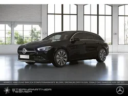 Schwarz Gebraucht 2023 Mercedes CLA200 Limousine | 31.580 € (Guter Preis)