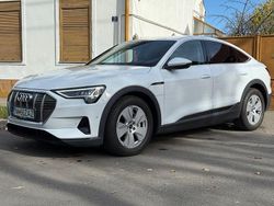 Weiß Gebraucht 2021 Audi e-tron Advanced SUV | 31.900 € (Teuer)