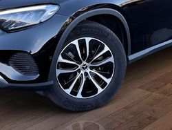 Schwarz Gebraucht 2022 Mercedes GLC200 Avantgarde SUV | 42.440 € (Guter Preis)