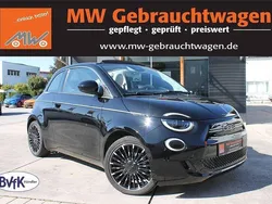 Schwarz Gebraucht 2022 Fiat 500e La Prima Kleinwagen | 23.990 € (Teuer)
