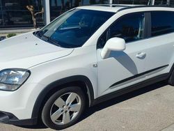 Weiß Gebraucht 2012 Chevrolet Orlando LTZ Van / Kleinbus | 4.299 € (Etwas zu teuer)