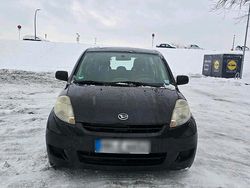 Schwarz Gebraucht 2008 Daihatsu Sirion Kleinwagen | 1.399 €