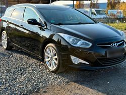Schwarz Gebraucht 2013 Hyundai i40 Kombi | 5.300 € (Fairer Preis)