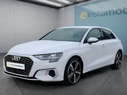 Weiß Gebraucht 2022 Audi A3 e-tron Kleinwagen | 31.249 € (Teuer)