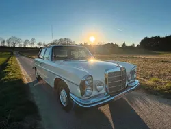 Weiß Gebraucht 1969 Mercedes S280 Limousine | 15.900 €
