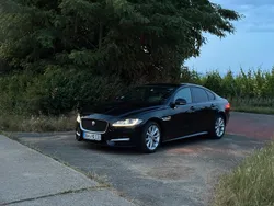Schwarz Gebraucht 2017 Jaguar XF R-Sport Limousine | 14.000 €