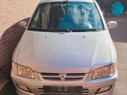 Silber Gebraucht 2001 Mitsubishi Space Star Van / Kleinbus | 1.999 € (Fairer Preis)