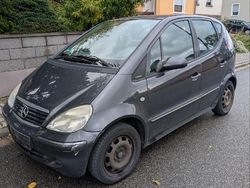 Grau Gebraucht 2001 Mercedes A170 Kleinwagen | 800 € (Guter Preis)